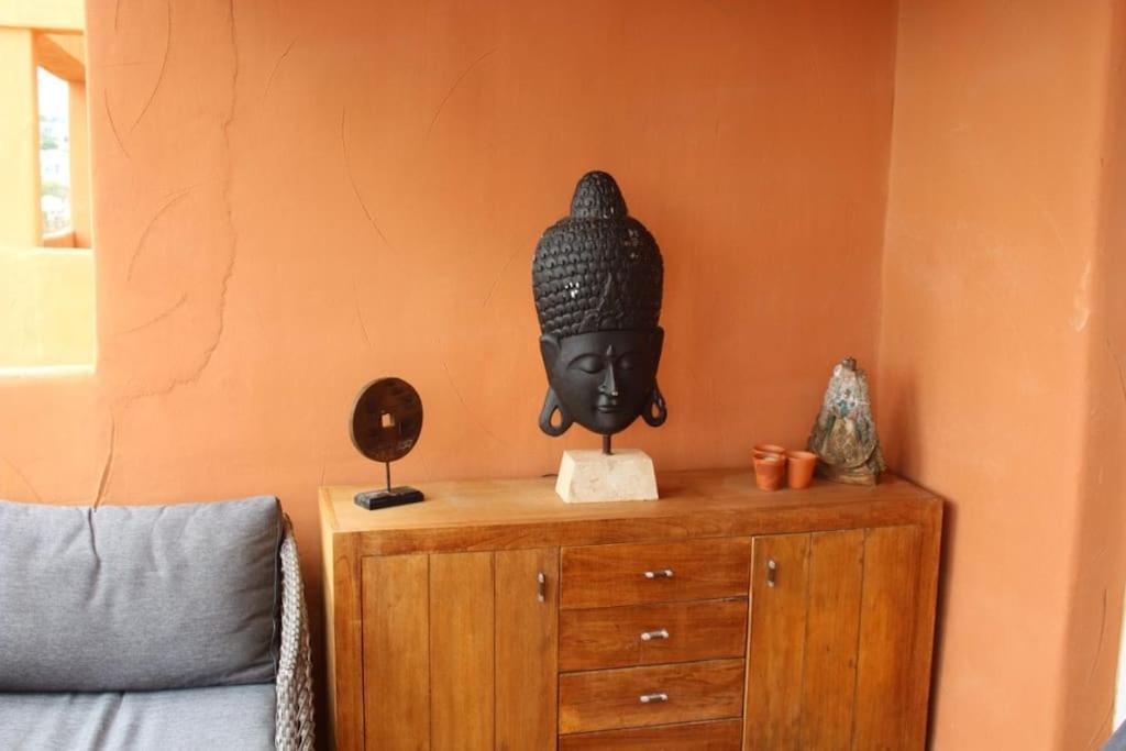 R18 2bedroom Lagos * Marbella
